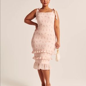 Abercrombie Tiered Smocked Midi Dress | Pink | Large
